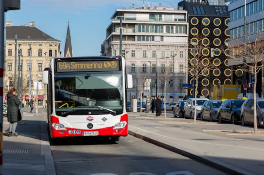 Autobus dall'aeroporto di Vienna al centro città