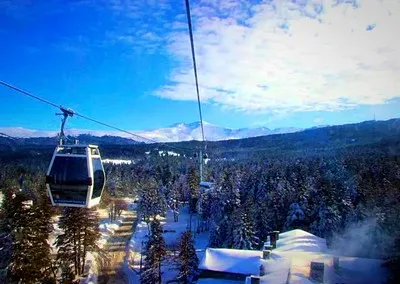 Funivia Bursa teleferik presso la stazione sciistica di Uludag