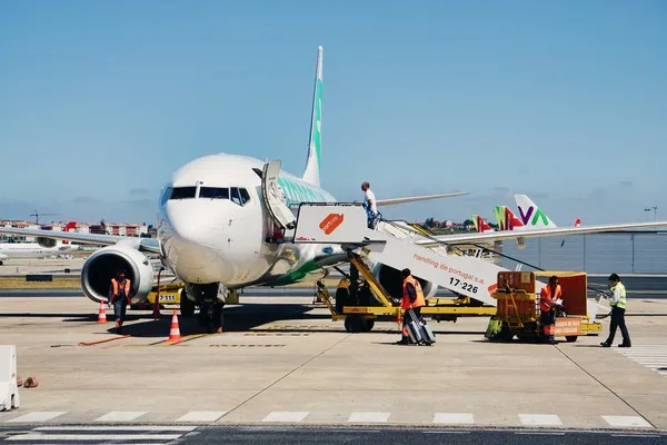 Volo all'aeroporto di Lisbona