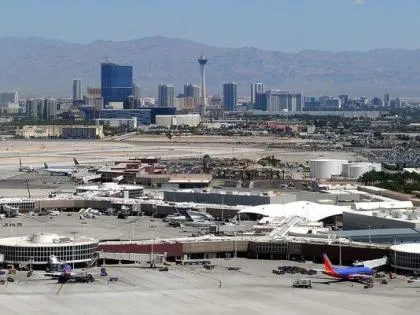 Navetta per l'aeroporto di Las Vegas e auto individuale con autista