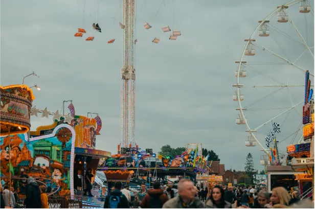 Giostre e giostre nel parco